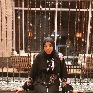 Meet your Posher, Asiyah